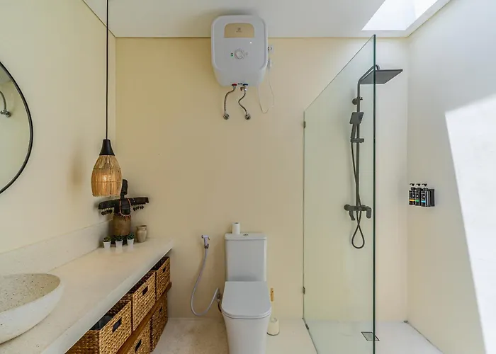 Kiki - Modern Tropical 3br Escape In 别墅 坎古