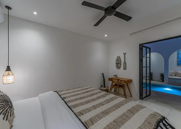Kiki - Modern Tropical 3br Escape In 坎古