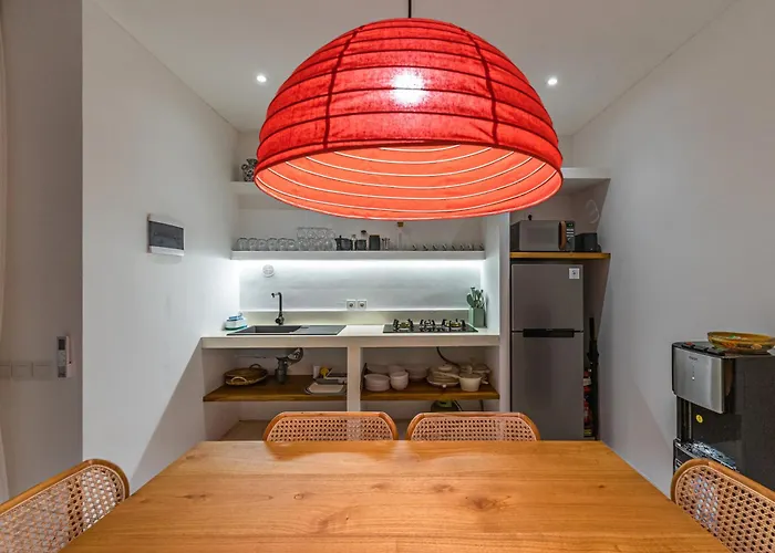 Kiki - Modern Tropical 3br Escape In